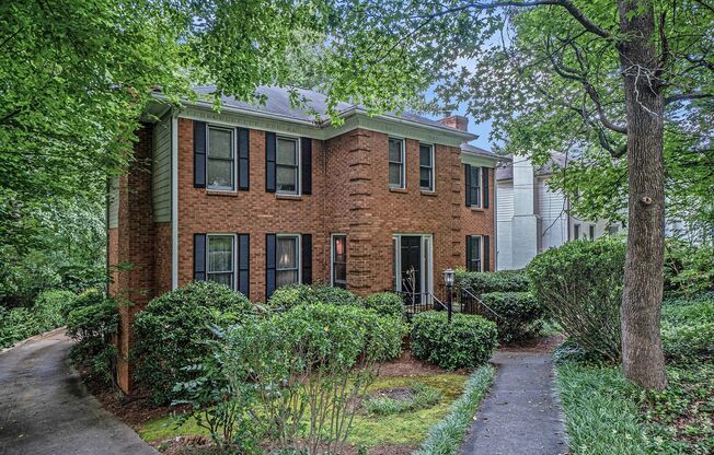 795 N Parkwood (Duplex)