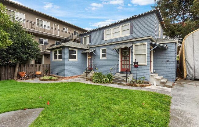 Santa Clara Ave 2146 - 2148