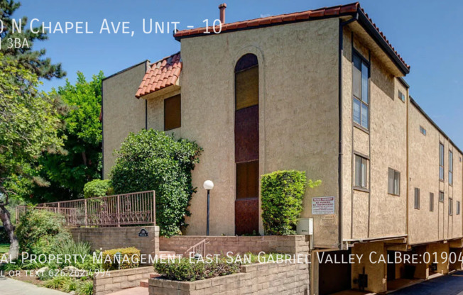 110 N CHAPEL AVE