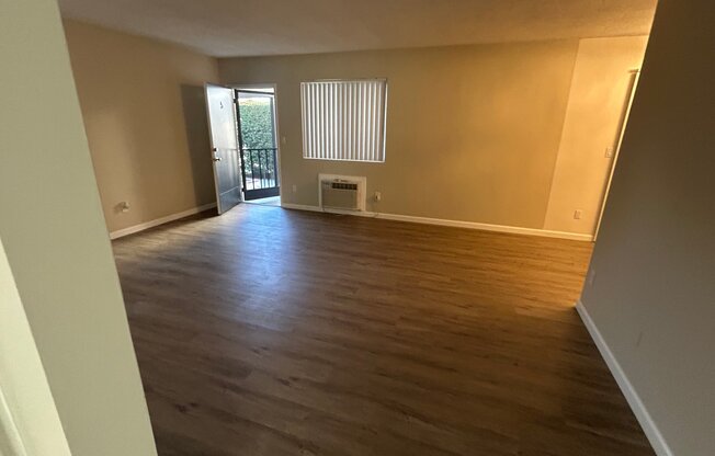 1164 W Duarte Rd