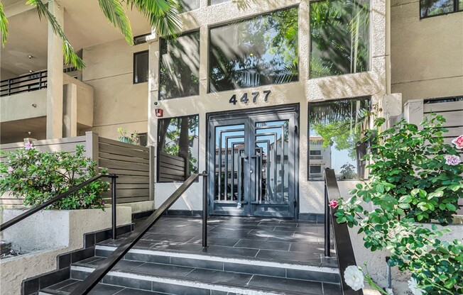 2 beds, 2 baths, 1,871 sqft, $5,000, Unit 305