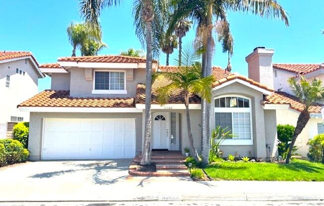 Stylish, Upgraded Laguna Niguel Home Ready Now!