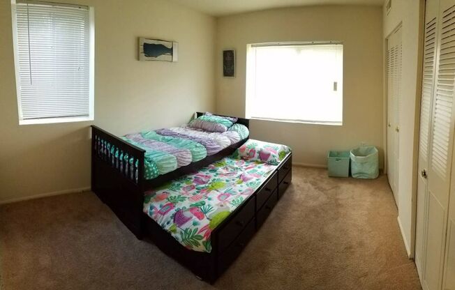 2 beds, 1 bath, 895 sqft, $1,230, Unit 211-A