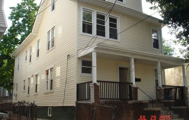 116-118 Lyons Ave