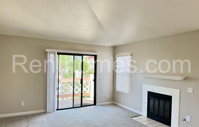 Penasquitos, 9438 Twin Trails Dr #201, Granite Counters, AC, Gas Log Fireplace, Vaulted Ceilings.
