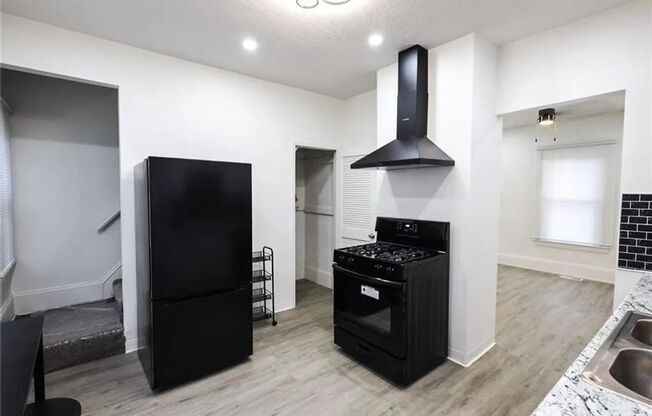 3BD/ 1.5 BA Home for Rent- Cleveland
