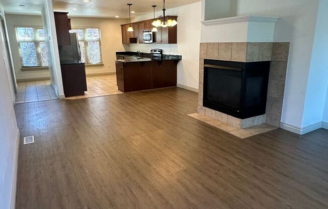 GET $1000 OFF THE FIRST MONTHS RENT!!!