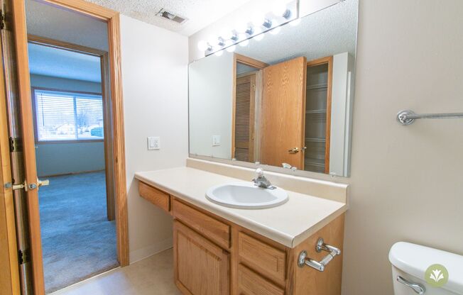 1 bed, 1 bath, 850 sqft, $925, Unit C-71