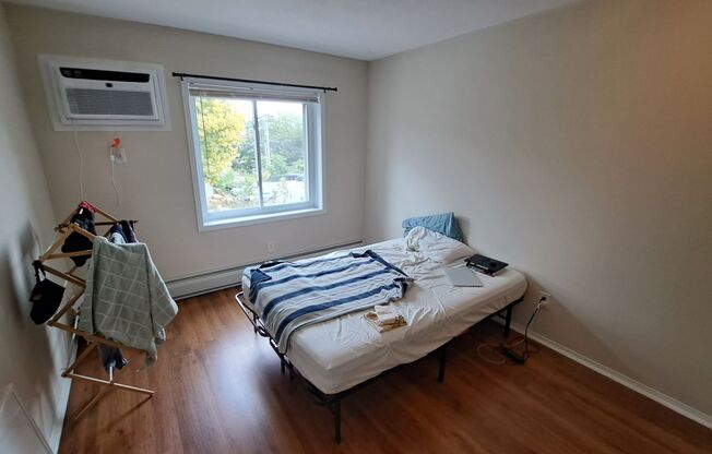1 bed, 1 bath, 550 sqft, $1,095, Unit 206