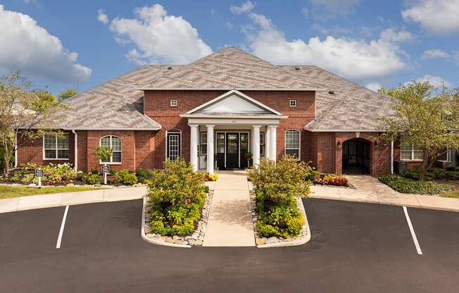 Leasing office main entrance - The Gardens at Polaris