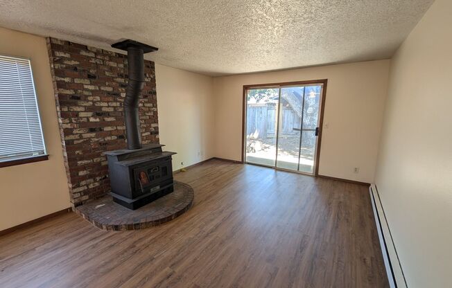 2 bedroom 1 bath duplex