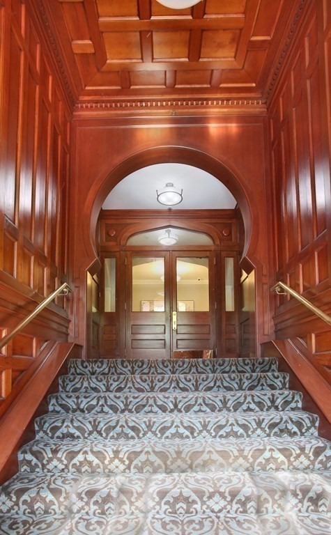 Studio, 1 bath, 350 sqft, $3,000, Unit 1L