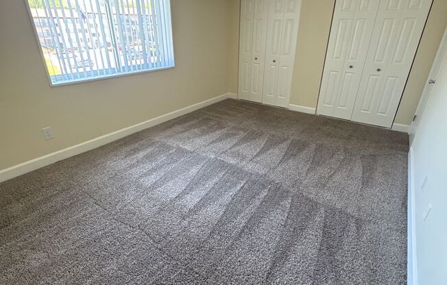 3 beds, 2 baths, 1,300 sqft, $2,400, Unit 3351 #204