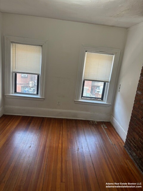 525 NEWBURY ST