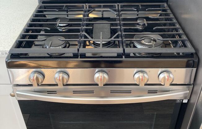 Studio, 1 bath, 335 sqft, $1,385, Unit Unit 311