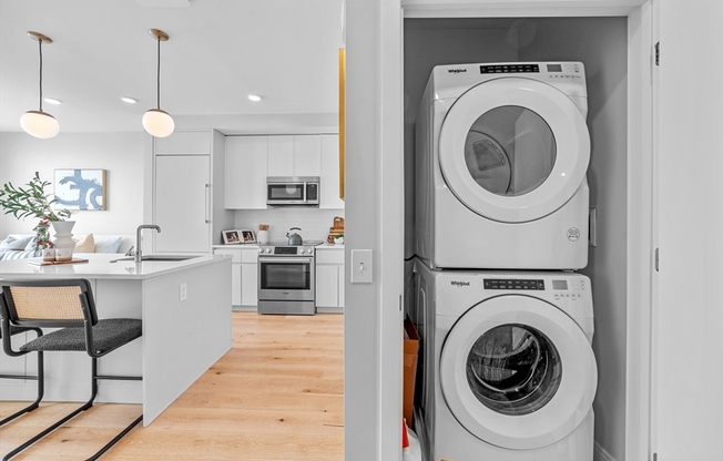 Studio, 1 bath, 531 sqft, $2,800, Unit 617