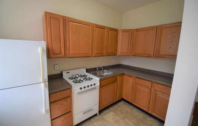 Studio, 1 bath, 450 sqft, $2,046, Unit 2112 O Unit 6