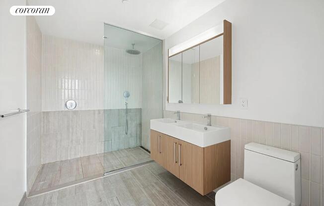 3 beds, 2 baths, $8,250, Unit 8D