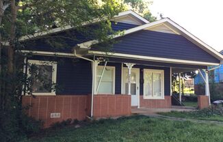 lovely 3 bed 1 bath cottage home off Wilkinson Blvd