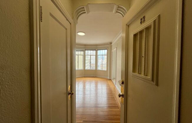 536 Leavenworth Street (958rc)