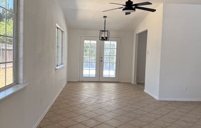 Charming 4-Bedroom Home for Rent in San Bernardino!