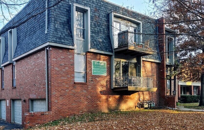 3927 Clark Ave