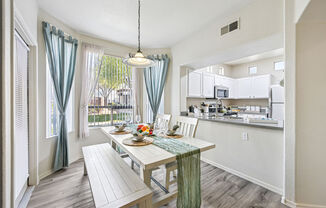 The Villas At Camelback Crossing