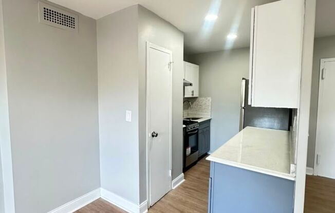 1 bed, 1 bath, 750 sqft, $1,725, Unit Apt 3J