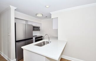 2 beds, 1 bath, $1,495, Unit # 2