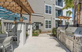 Image of the grill area with a pavillion