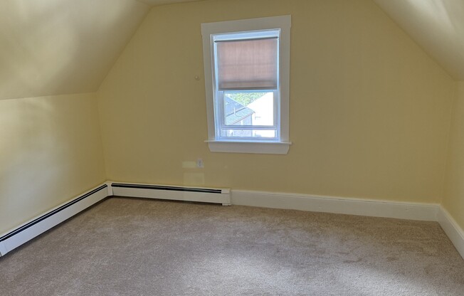 5 BROWN AVE