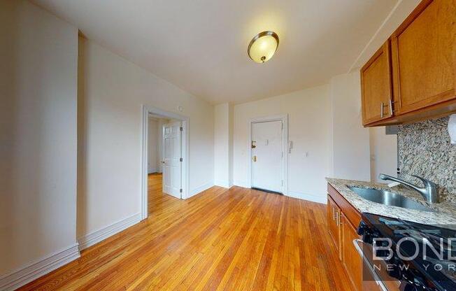 1 bed, 1 bath, $4,175, Unit 94