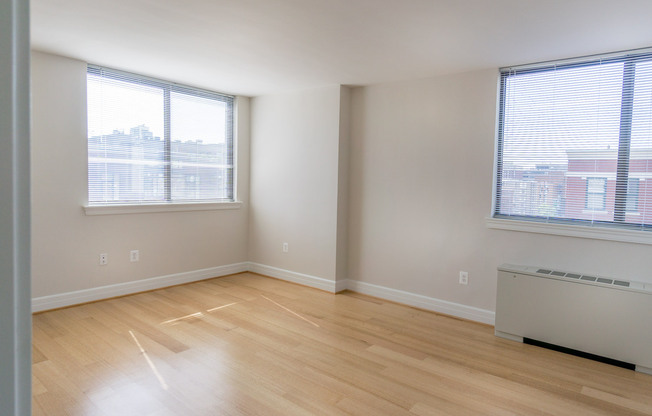 1 bed, 1 bath, $2,825, Unit 0605