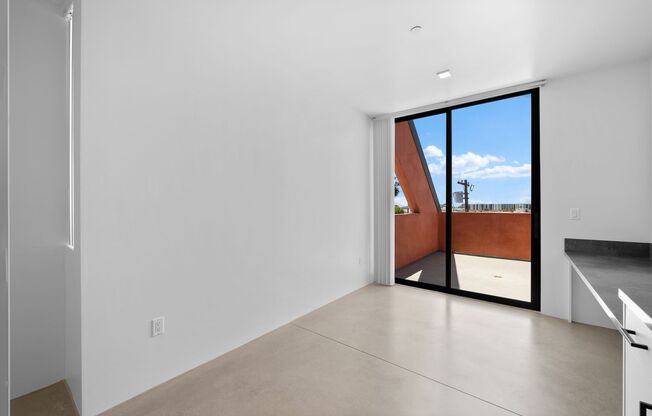 Studio, 1 bath, 353 sqft, $2,250, Unit Unit 22
