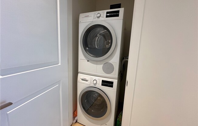 1 bed, 1 bath, 524 sqft, $2,000, Unit 1004