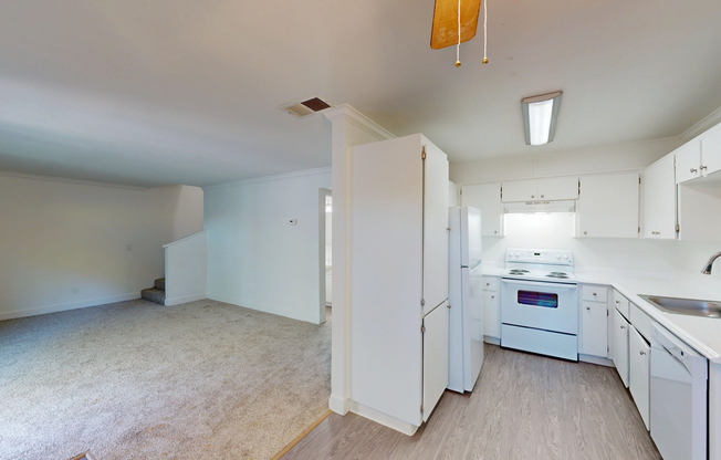 390 ALAMEDA DE PRADO