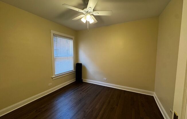 2 beds, 1 bath, $1,750, Unit 1381 #2S