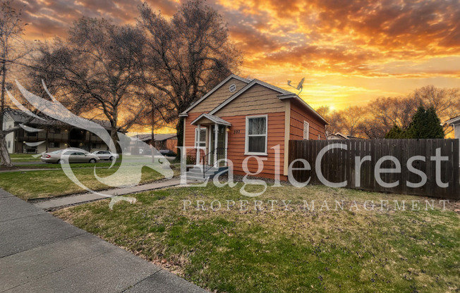 Spacious 3-Bedroom Home with Finished Basement & Fenced Yard