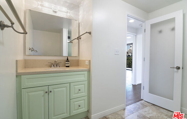 2 beds, 2 baths, 1,080 sqft, $4,850, Unit 708