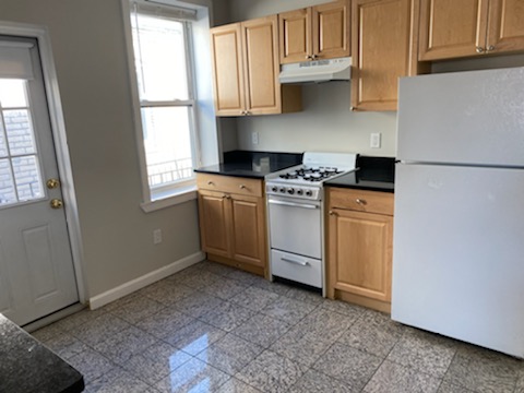 1 bed, 1 bath, $2,980, Unit 26