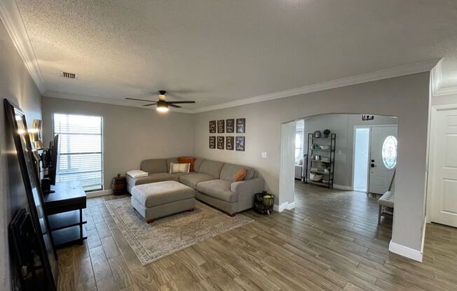 5108 Ravensdale Way - FOR LEASE