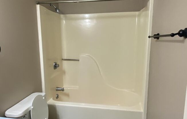 1 bed, 1 bath, 650 sqft, $1,019, Unit 12722C