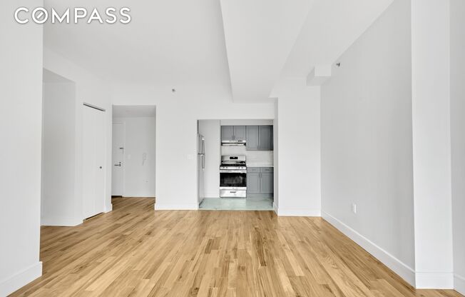 1 bed, 1 bath, 735 sqft, $3,300, Unit 3E