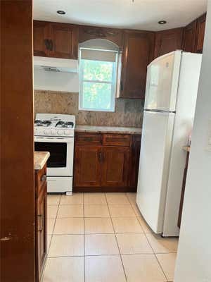 1 bed, 1 bath, $2,200