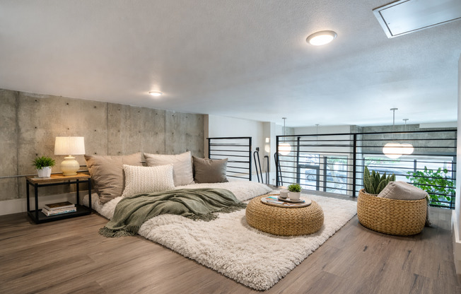 Studio, 1 bath, 732 sqft, $2,105, Unit 001