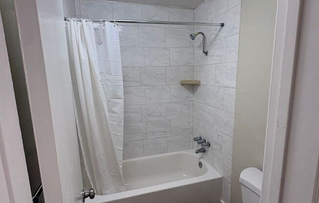 1 bed, 1 bath, 756 sqft, $1,895, Unit Unit 118