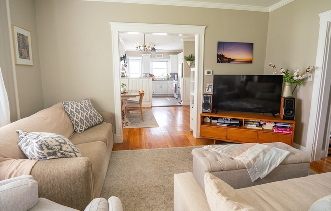2 beds, 1 bath, 1,250 sqft, $2,900, Unit 1