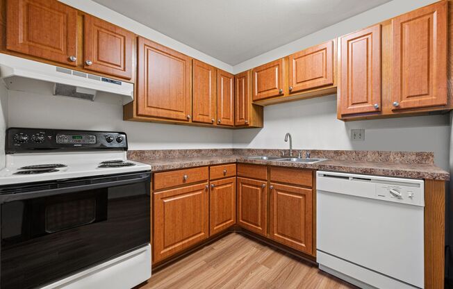 2 beds, 2 baths, 980 sqft, $1,445, Unit 643-22
