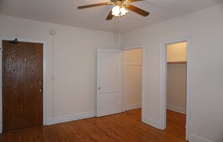 Studio, 1 bath, 350 sqft, $750, Unit 303