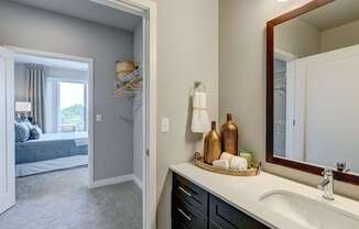 MODERN APARTMENTS IN MOUNT PROSPECT,  IL